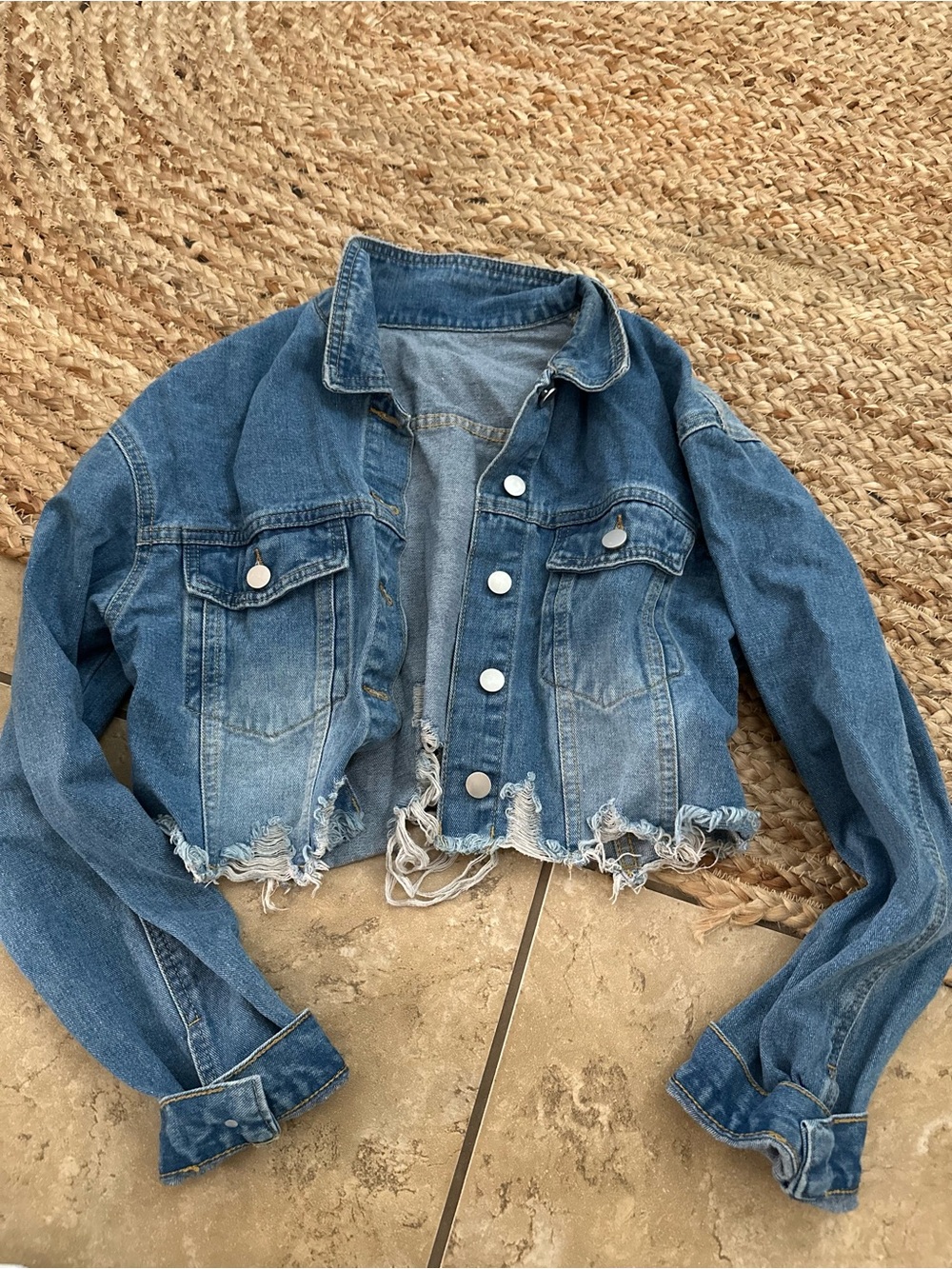 CROPPED DENIM JACKET